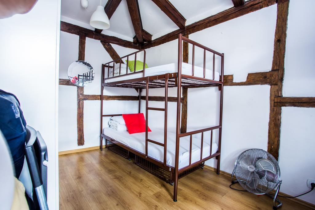 Pink Panther'S Hostel Krasków Δωμάτιο φωτογραφία