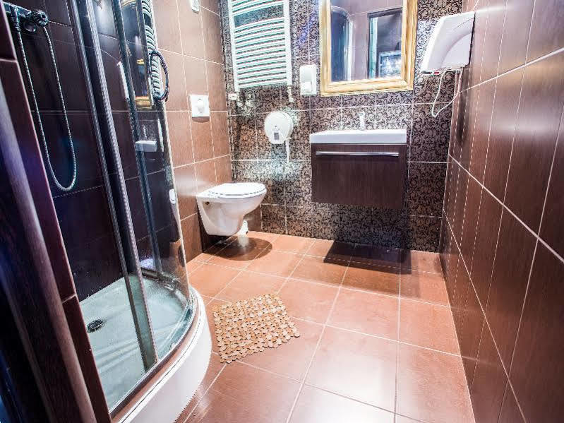 Pink Panther'S Hostel Krasków Εξωτερικό φωτογραφία