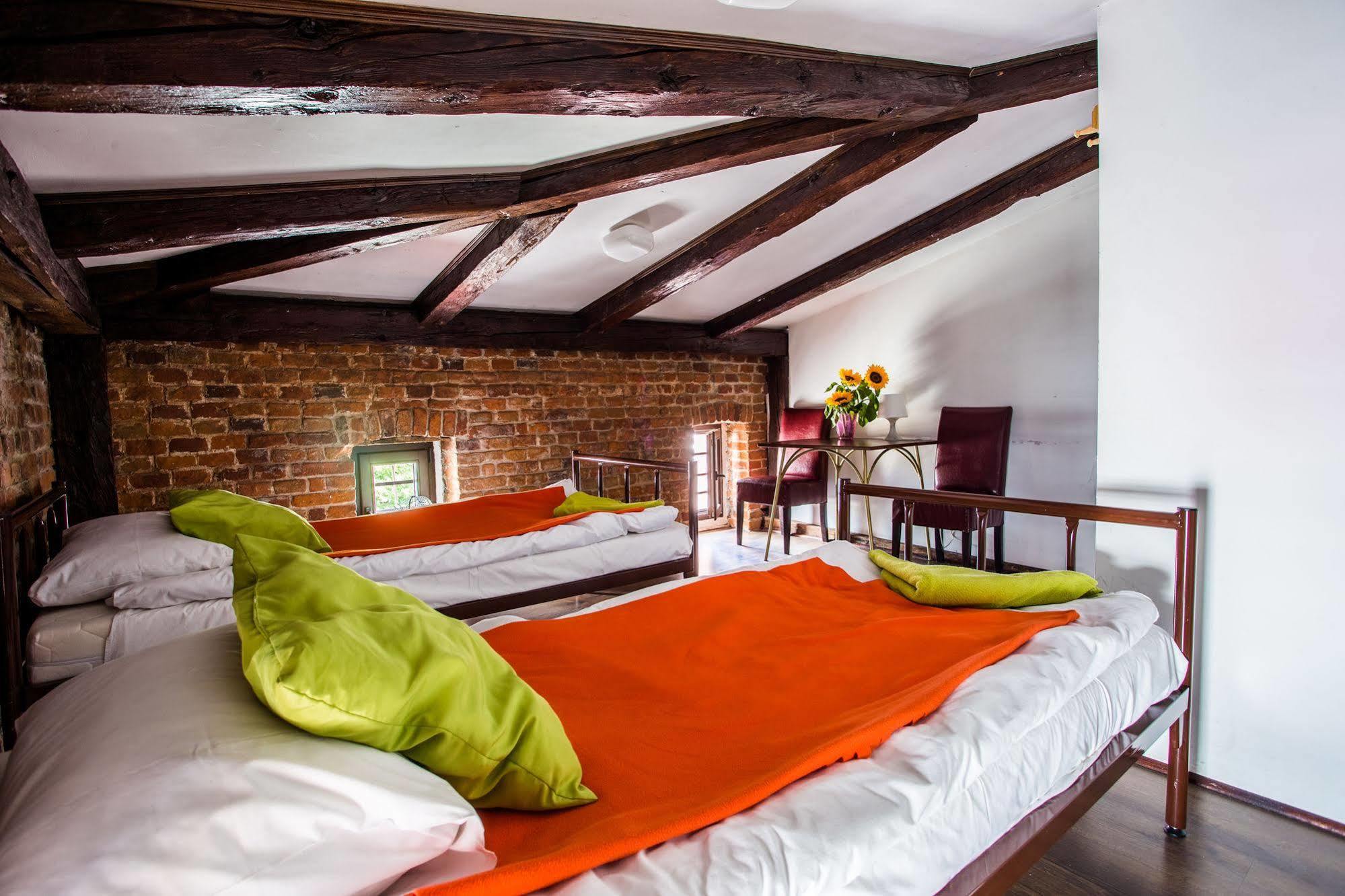 Pink Panther'S Hostel Krasków Εξωτερικό φωτογραφία